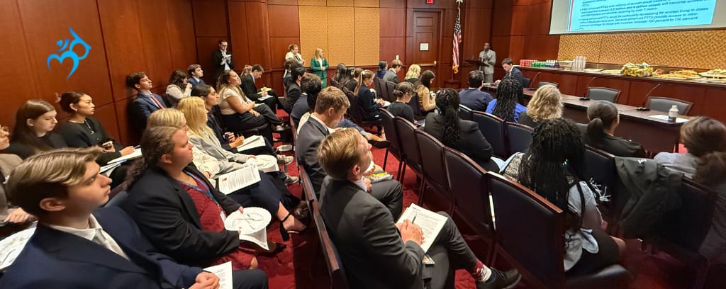 Photo of congressional staffers in EPTC briefing on Capitol Hill